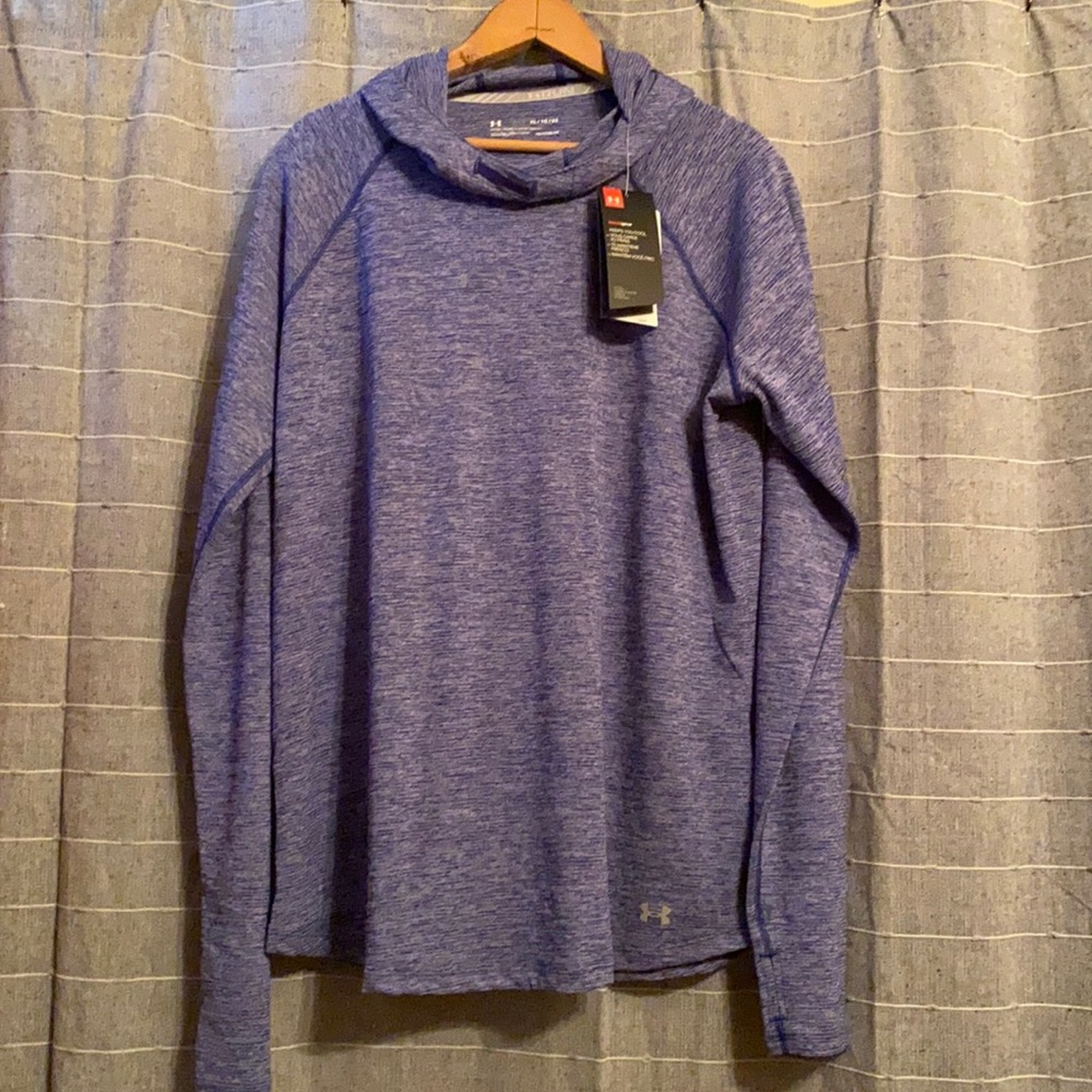 NWT Under Armour Heat Gear fitted hooded top